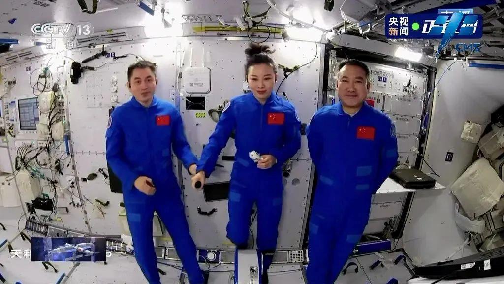 这群“太空教师”，把课堂搬进了中国空间站！