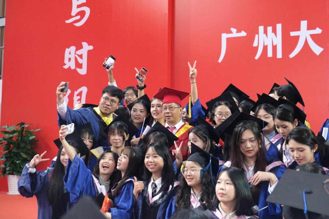 52775997_571f592b-ba70-445e-9b3a-f5c46f3795b6copy.jpg