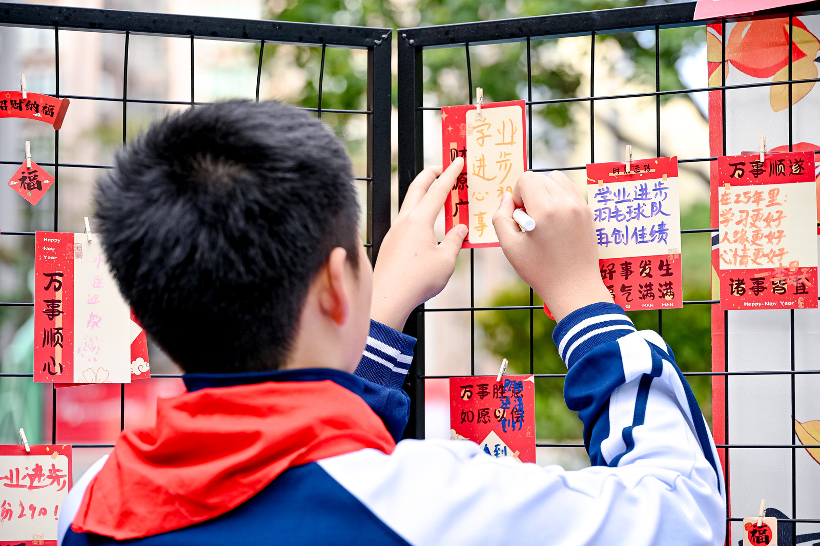 凤凰联盟注册广州天河龙口西小学五大校区庆开学｜开学首日(图4)