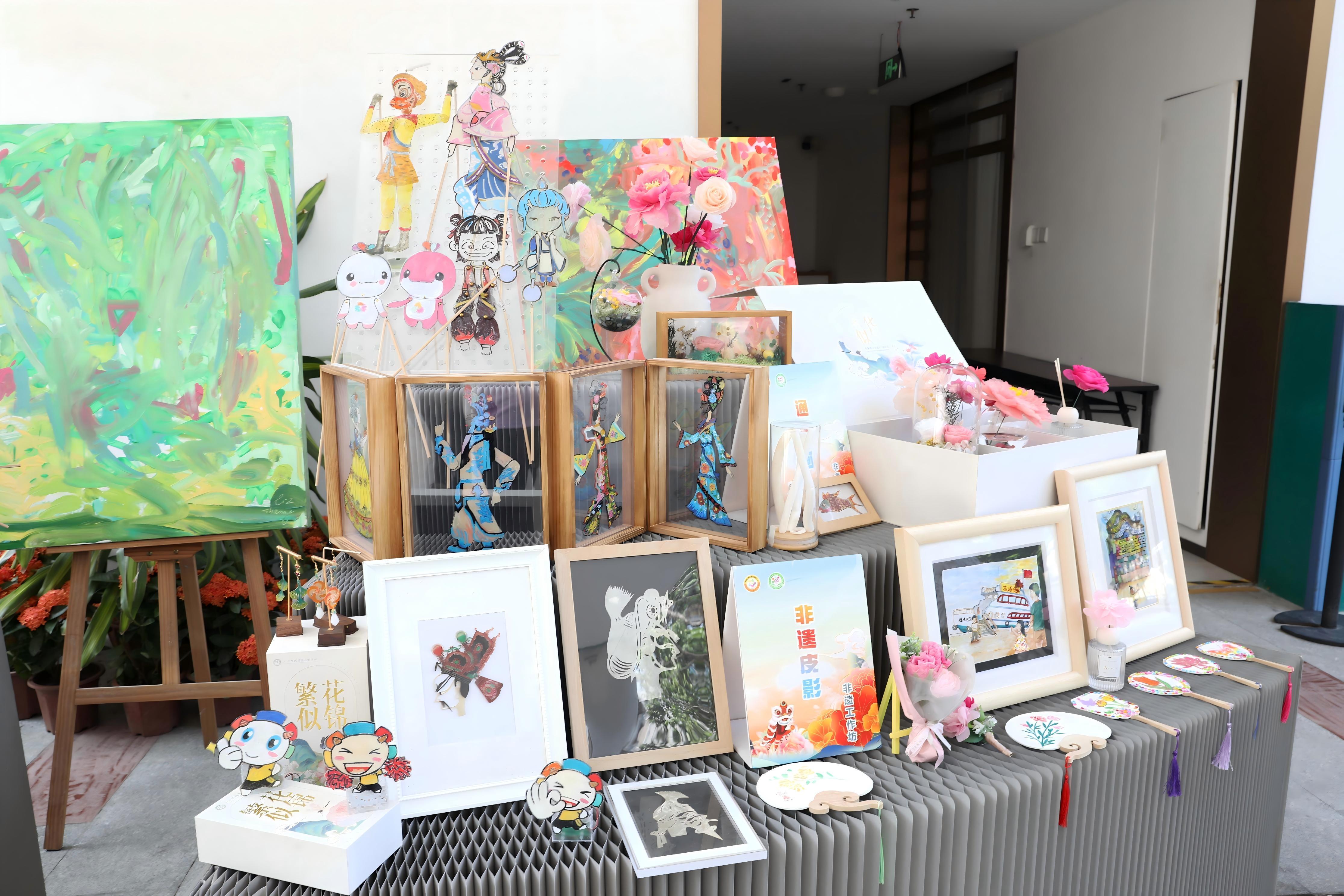 如何学会接纳让孤独症孩子向阳而行?|小杰探现场(图2)