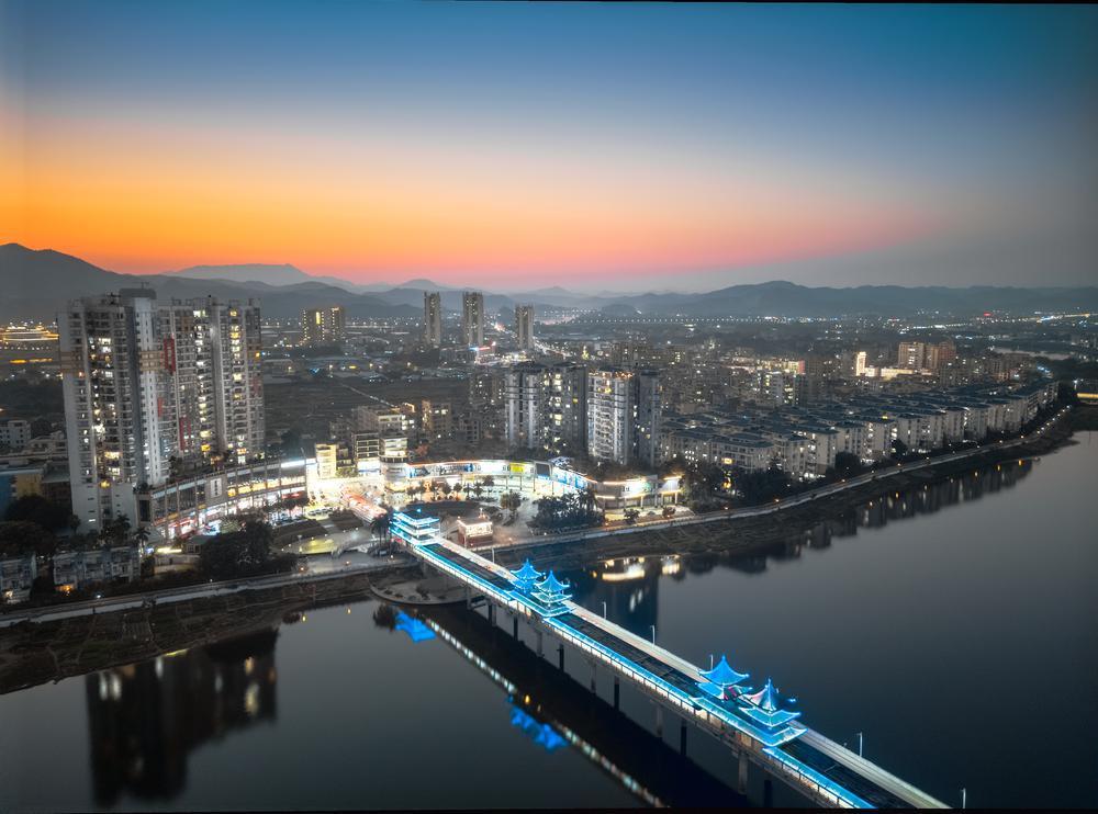 binary_middle (3).jpg