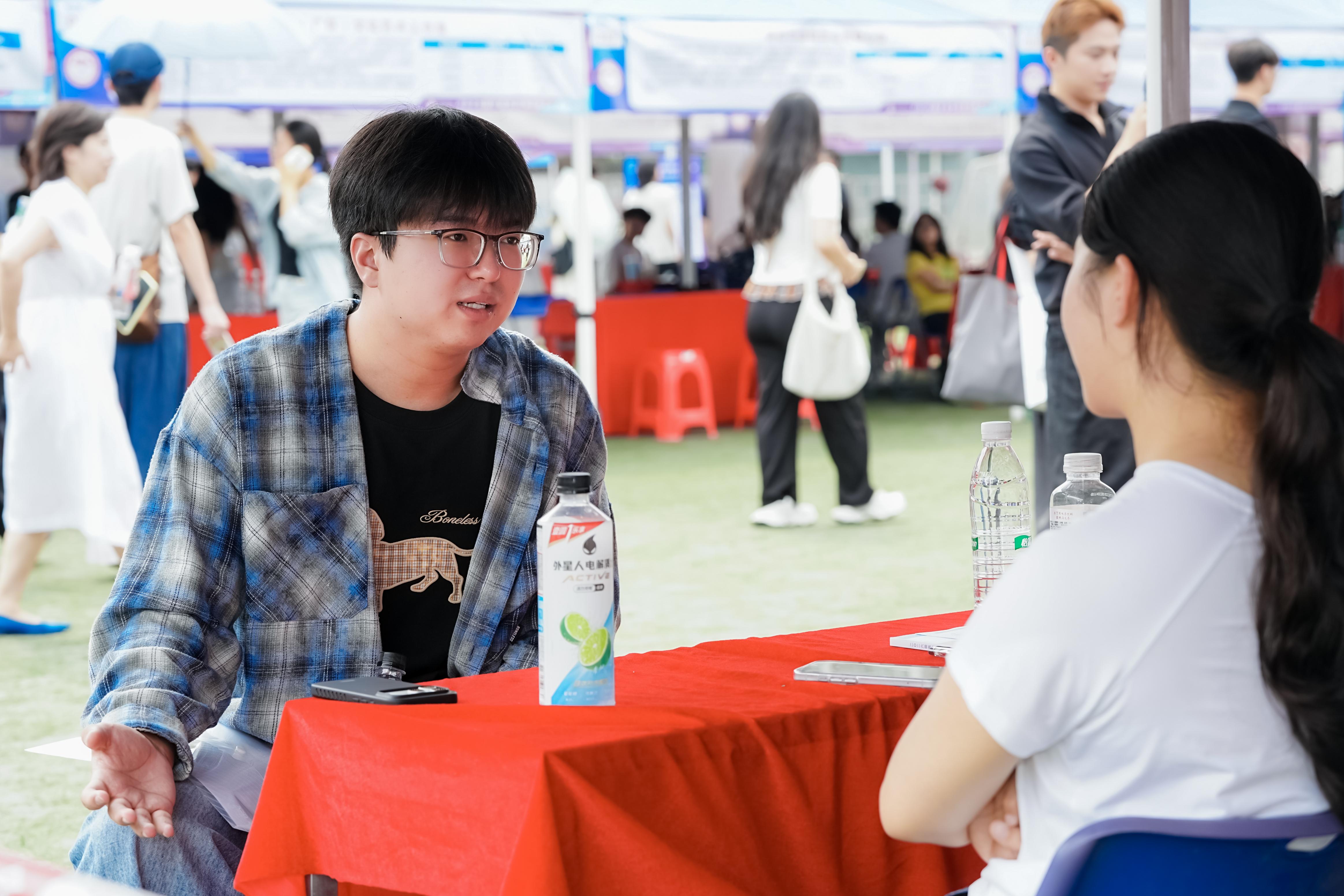 就业单位现场面试 (4).jpg