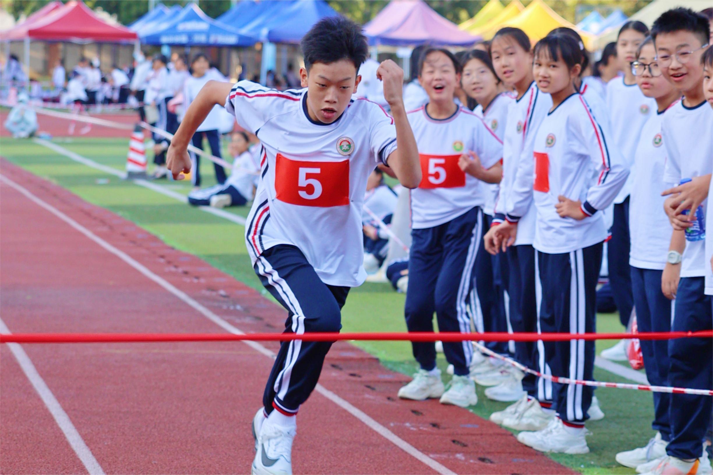 5.成长的沃土：构建多元共生的育人生态 (1).jpg
