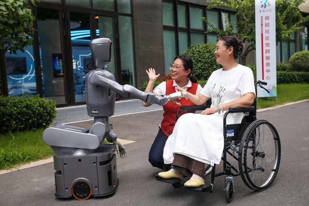万亿家政市场首邀“洋师傅”:中外合作办学这步先手棋广东怎么下?(图3)